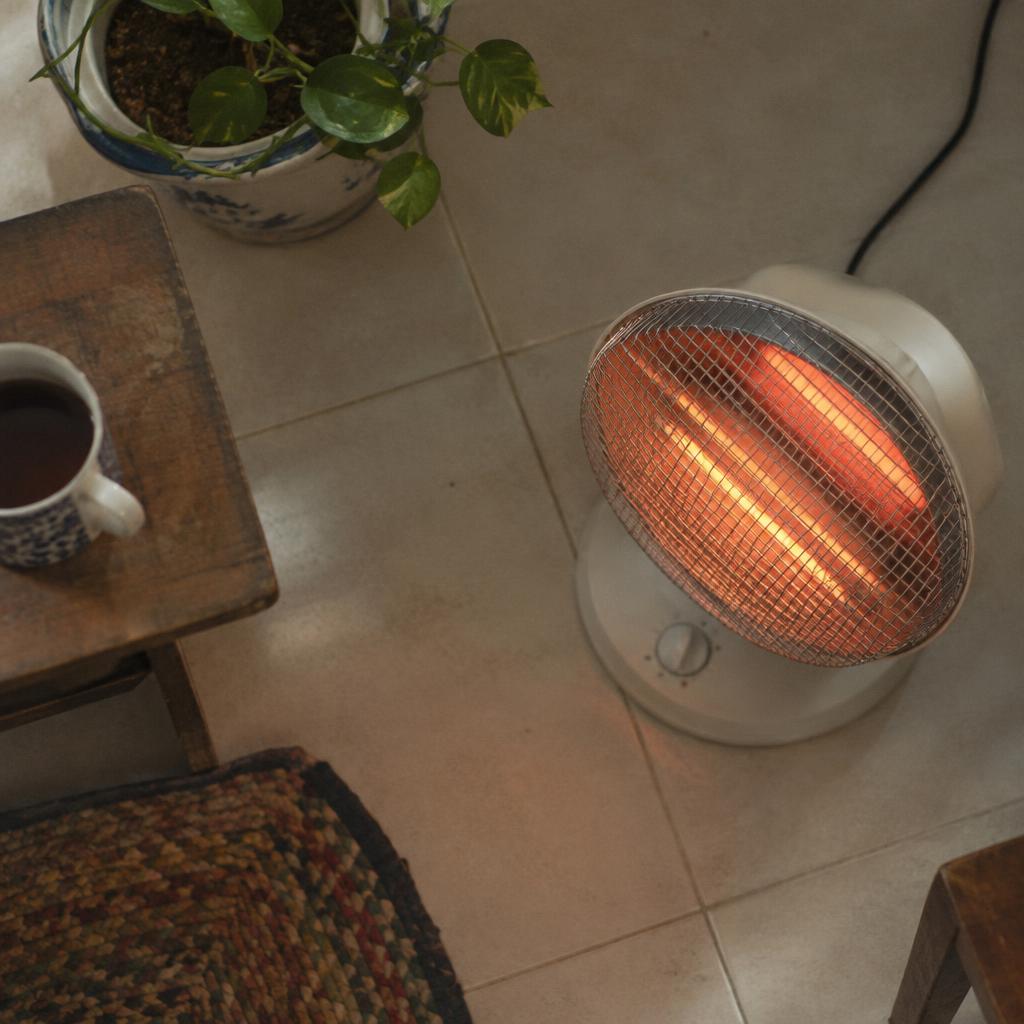 Bóng đèn sấy Sumac thạch anh công nghiệp đang hoạt động hiệu quả